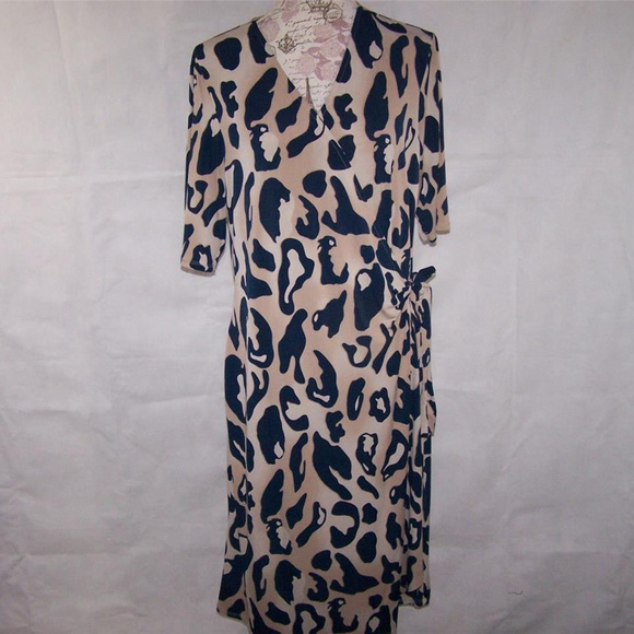 Merona Dresses & Skirts - Merona Wrap Dress XXL Stretch Short Sleeves Brown